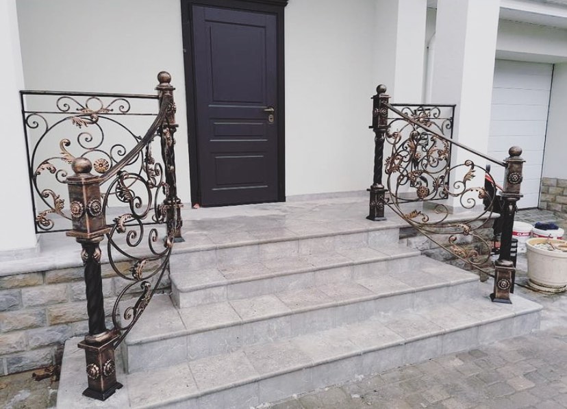 Как рассчитать уличную лестницу в Лакинске, чтобы шаг был удобным, а ступени служили дольше